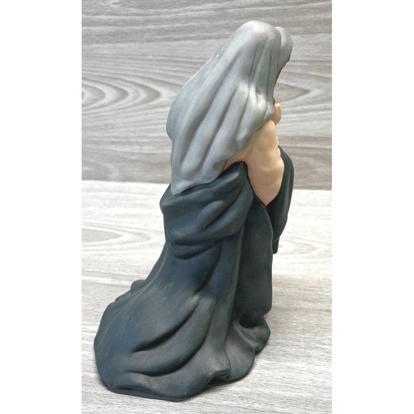 Kirkland Mother Mary Praying Christmas Nativity Porcelain Replacement Figurine - Picture 2 of 9